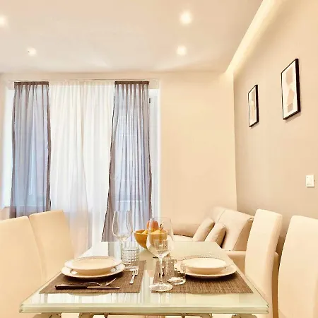 Apartament Super Bright Brand New Central Wifi 4pax Mediolan